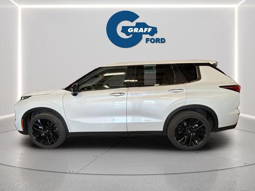 2023 Mitsubishi Outlander SE Black Edition S-AWC