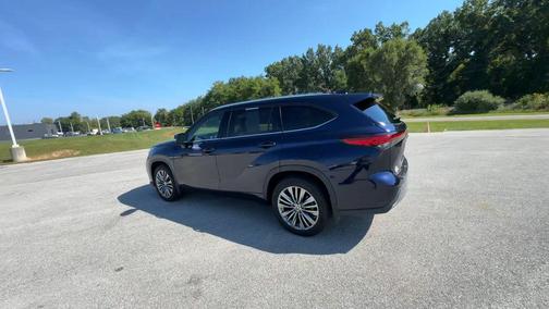2020 Toyota Highlander Platinum