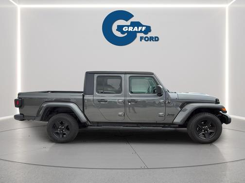 Granite Crystal Metallic Clearcoat 2021 Jeep Gladiator Sport S