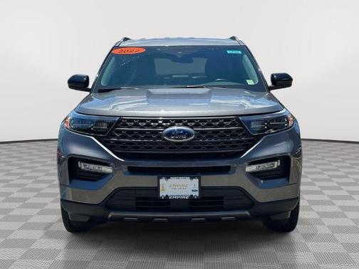 CARBONIZED GRAY METALLIC 2022 Ford Explorer XLT