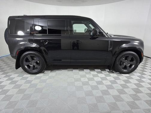 2024 Land Rover Defender P525 V8