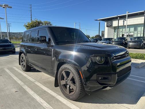 2024 Land Rover Defender P525 V8