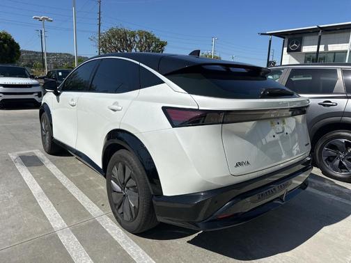 Pearl 2023 Nissan ARIYA ENGAGE