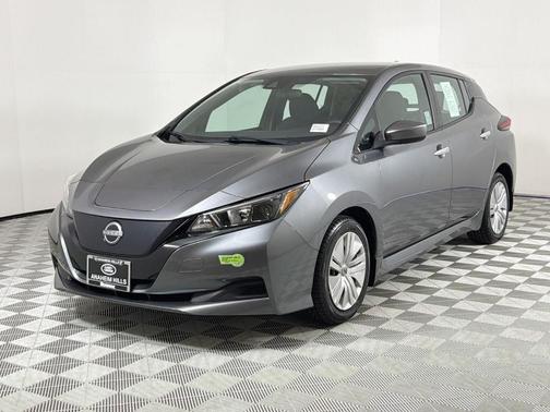 Gun Metallic 2023 Nissan Leaf S
