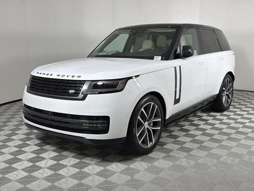 2025 Land Rover Range Rover P400 SE