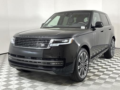 2025 Land Rover Range Rover P530 SE