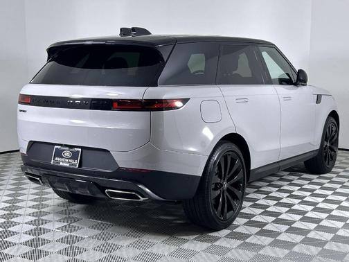 2025 Land Rover Range Rover Sport P360 SE