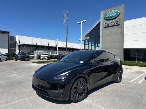 Black 2024 Tesla Model Y Performance