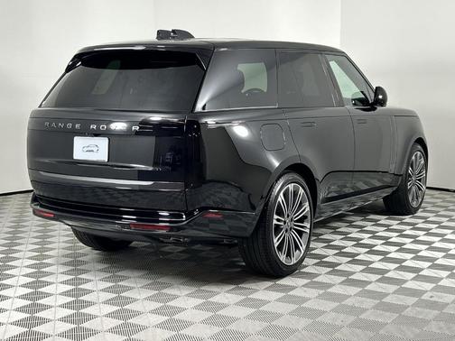 2025 Land Rover Range Rover P530 Autobiography