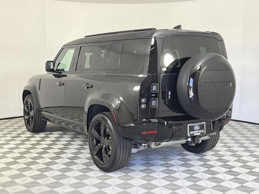 Santorini Black 2026 Land Rover Defender P400 X-Dynamic SE