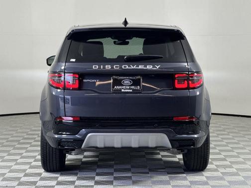 2025 Land Rover Discovery Sport S
