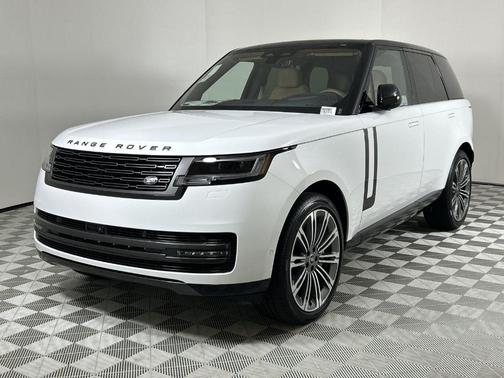 2025 Land Rover Range Rover P530 SE