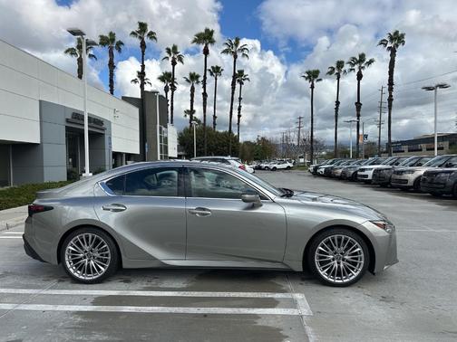 2023 Lexus IS 300 Base