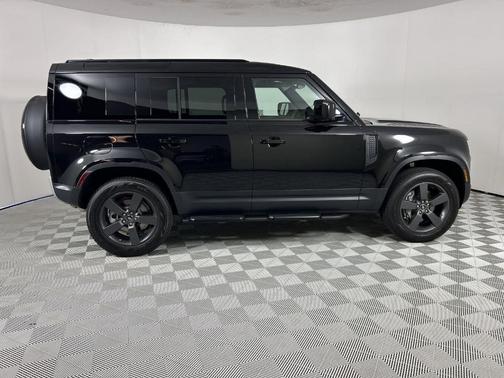 2025 Land Rover Defender P400 S