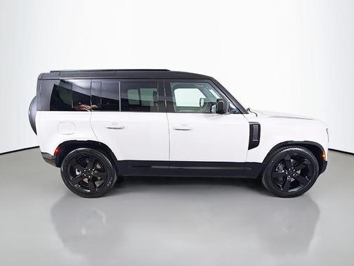 Borasco Grey 2026 Land Rover Defender P400 X-Dynamic SE