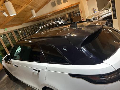 2025 Land Rover Range Rover Velar P400 Dynamic HSE