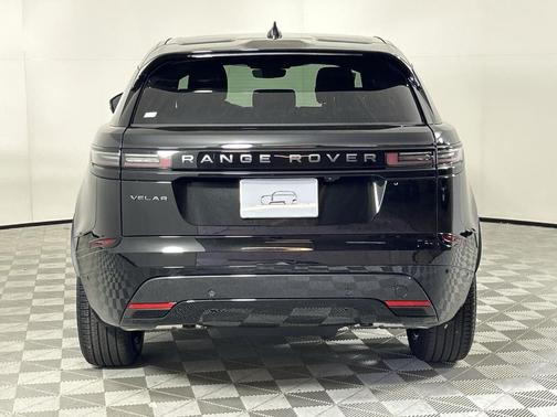 2026 Land Rover Range Rover Velar P250 Dynamic SE
