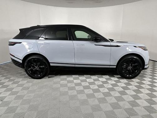 2026 Land Rover Range Rover Velar P250 Dynamic SE