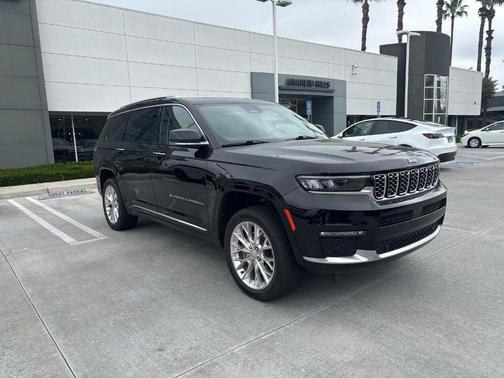 Diamond Black 2021 Jeep Grand Cherokee L Summit