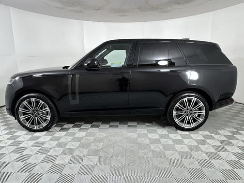 2025 Land Rover Range Rover P530 SE