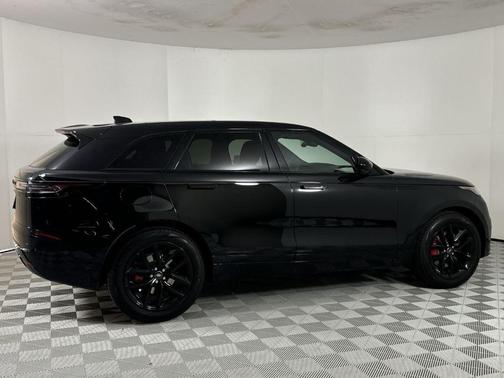 2025 Land Rover Range Rover Velar P400 Dynamic SE