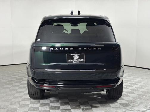 2026 Land Rover Range Rover P400 SE