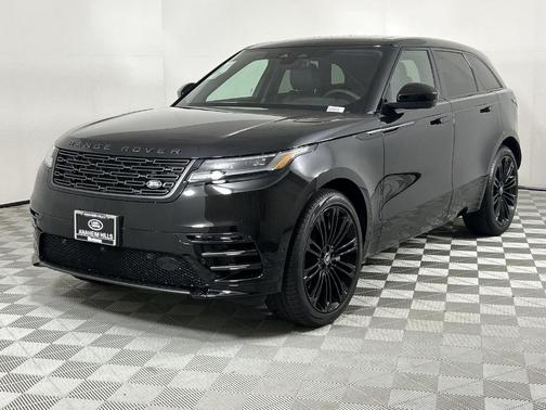 2026 Land Rover Range Rover Velar Dynamic SE