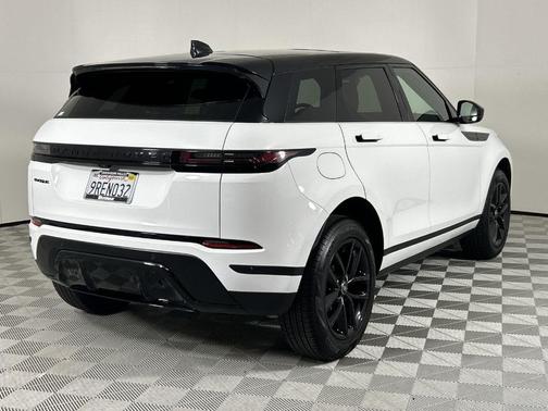 2025 Land Rover Range Rover Evoque Core S