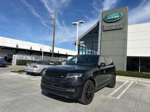2025 Land Rover Range Rover P400 SE