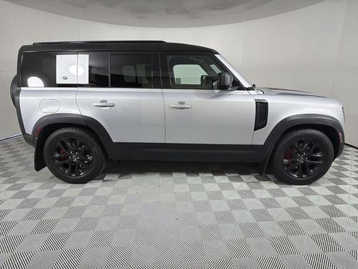 2022 Land Rover Defender 110 XS Edition