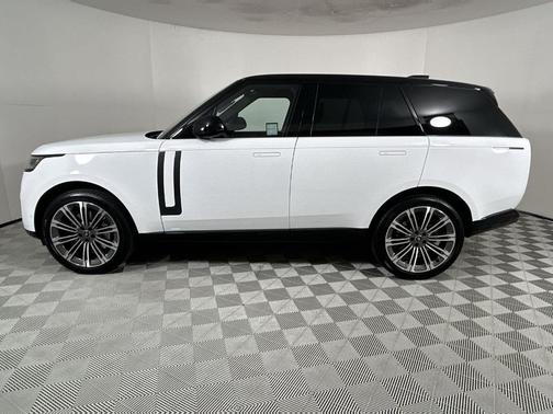 2025 Land Rover Range Rover P530 SE