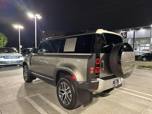 2025 Land Rover Defender P300