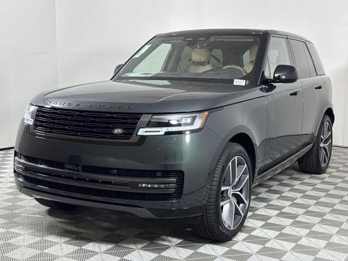 2025 Land Rover Range Rover P530 SE