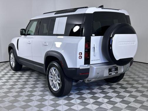 2025 Land Rover Defender P400 S