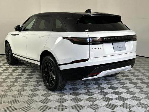 2026 Land Rover Range Rover Velar Dynamic SE