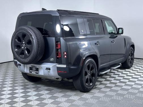 2023 Land Rover Defender 110 S