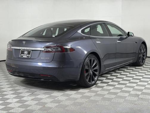 2021 Tesla Model S Performance
