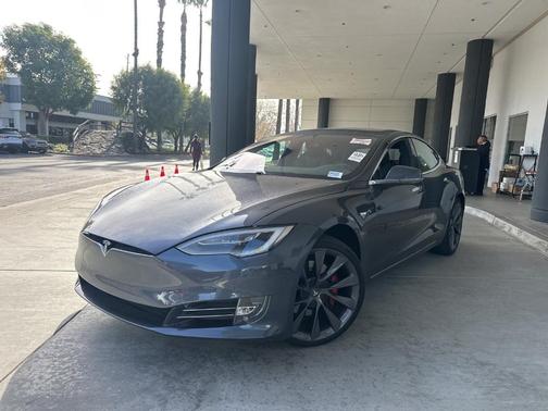 2021 Tesla Model S Performance