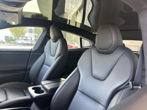 2021 Tesla Model S Performance