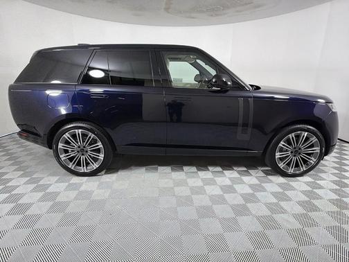 2026 Land Rover Range Rover P400 SE