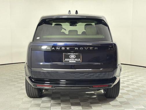 2026 Land Rover Range Rover P400 SE