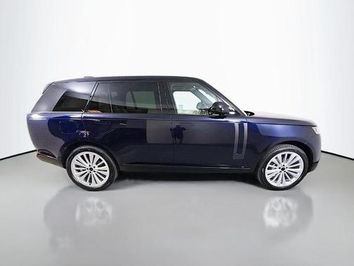 Constellation Blue Ultra Metallic Gloss 2026 Land Rover Range Rover P400 SE 7 Seat