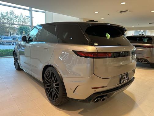 2024 Land Rover Range Rover Sport EDITION ONE