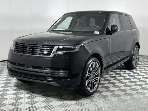 2025 Land Rover Range Rover P400 SE