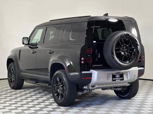 2025 Land Rover Defender P400 S