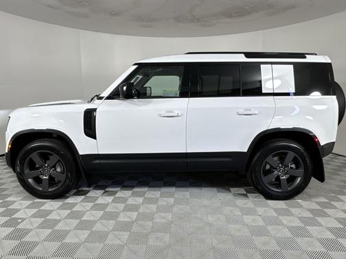 2025 Land Rover Defender P400 S