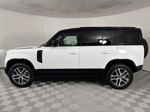 2025 Land Rover Defender P400 X-Dynamic SE