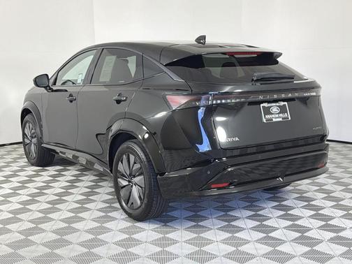 2025 Nissan ARIYA ENGAGE