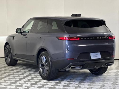 2025 Land Rover Range Rover Sport P360 SE