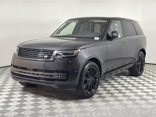 2026 Land Rover Range Rover P530 SE